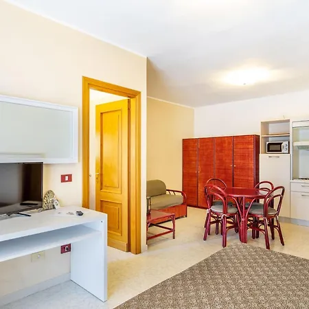 Charming Rina Sea M2-central Air-con Wifi Sleeps 2 Persons Apartament *