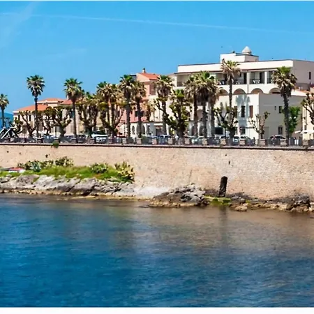 Charming Rina Sea M2-central Air-con Wifi Sleeps 2 Persons * Alghero