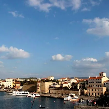 Charming Rina Sea M2-central Air-con Wifi Sleeps 2 Persons * Alghero
